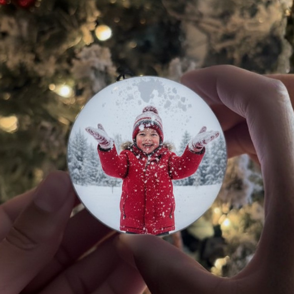 Boule Magique de Noël – Souvenirs en Lumière